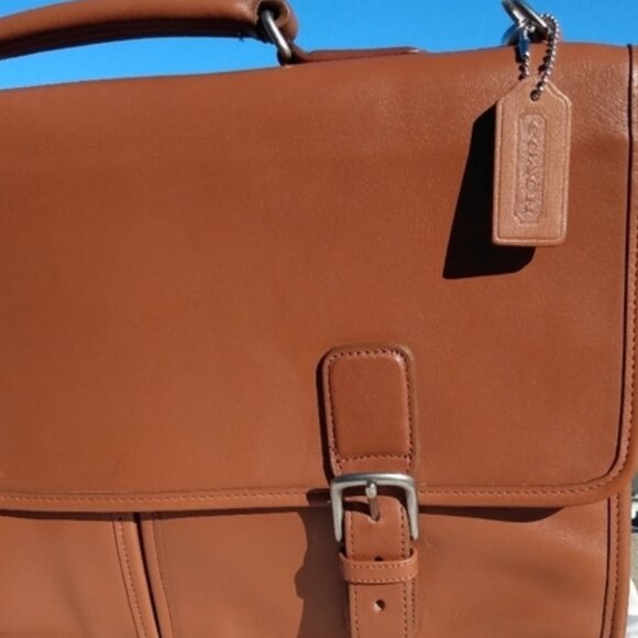 Vintage Coach Trader Brief Case, USA - Picture 10 of 16